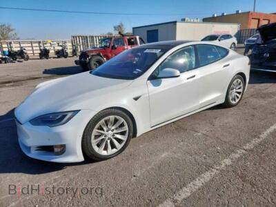 2016 Tesla MODEL S, белый — VIN 5YJSA1E2XGF141434, Copart