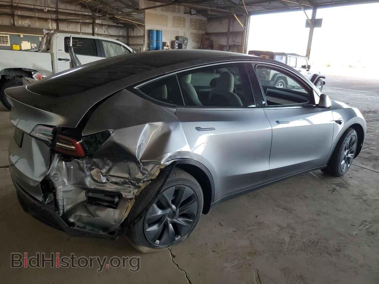 2025 TESLA MODEL Y - VIN: 7SAYGDED5SA375937 - Фото 3