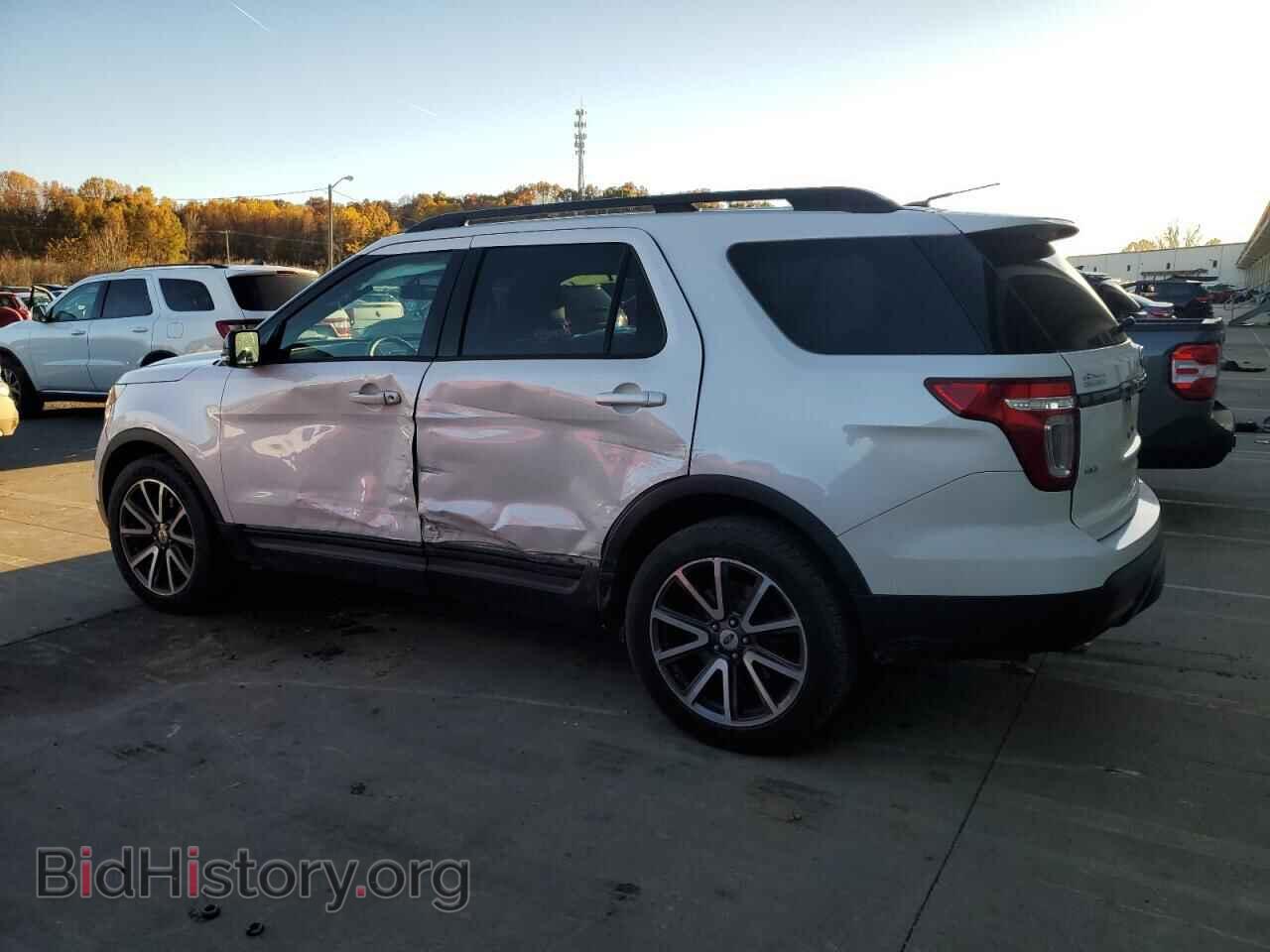 2015 FORD EXPLORER - VIN: 1FM5K8D80FGB28930 - Photo 2