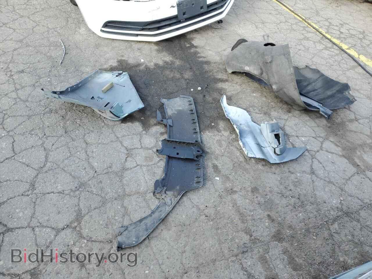 2017 TOYOTA PRIUS - VIN: JTDKARFU3H3036070 - Фото 13
