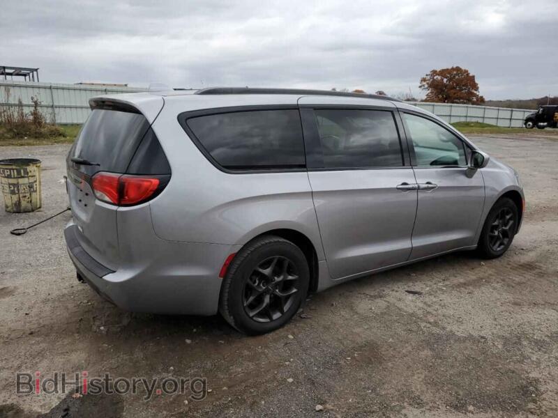 2019 Chrysler PACIFICA (VIN 2C4RC1BG1KR638748) — photo 3 of 13