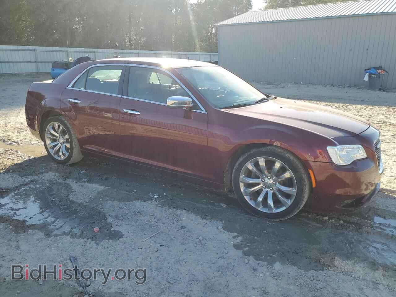 2019 CHRYSLER 300 - VIN: 2C3CCAEGXKH536120 - Фото 4