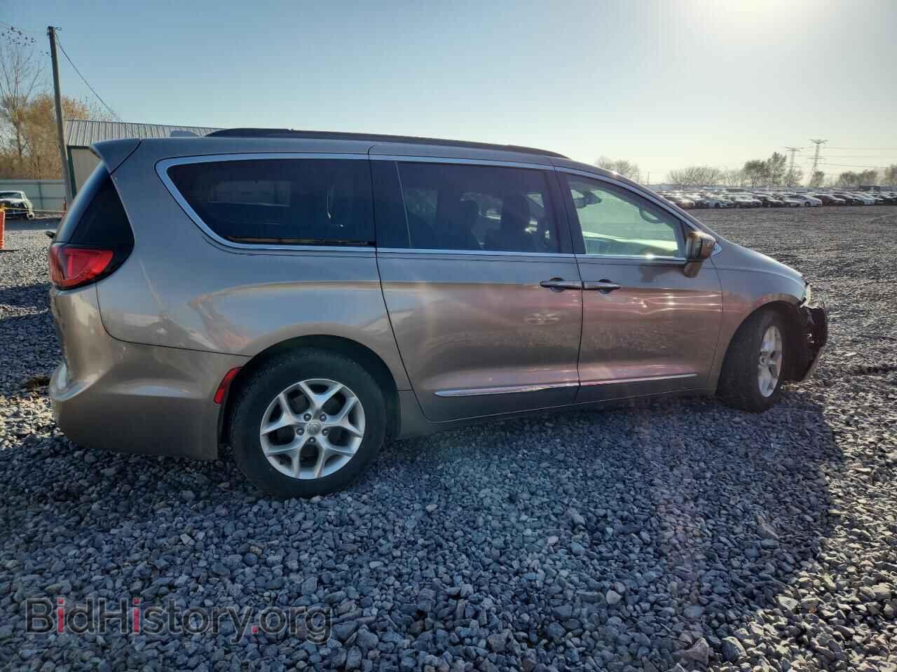2017 CHRYSLER PACIFICA - VIN: 2C4RC1BG5HR809820 - Фото 3