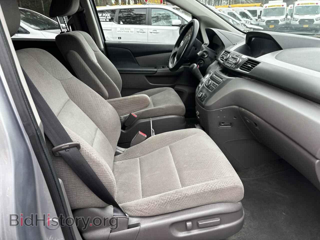 2016 HONDA All Models - VIN: 5FNRL5H29GB126032 - Фото 5