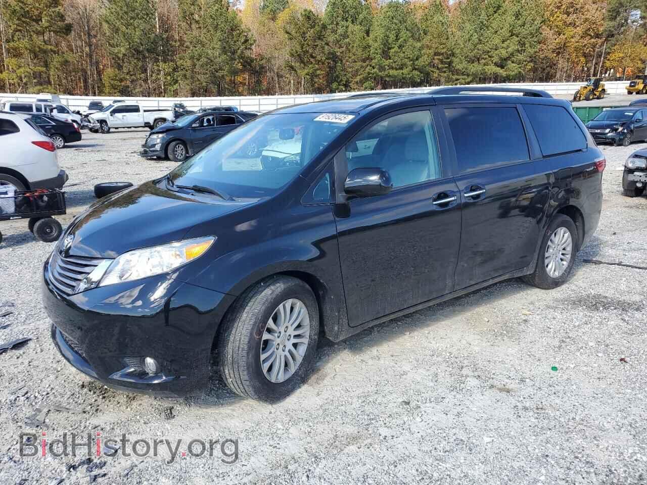 Photo 5TDYZ3DC3HS823402 - TOYOTA All Models 2017