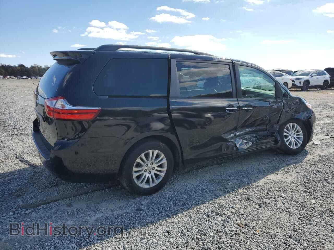 2017 TOYOTA All Models - VIN: 5TDYZ3DC3HS823402 - Фото 3