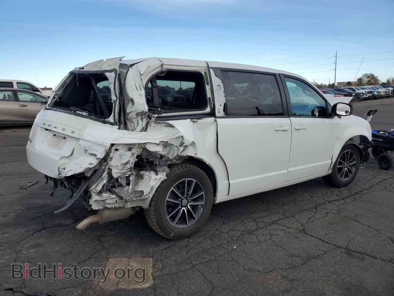 2018 DODGE CARAVAN - VIN: 2C4RDGBGXJR220462 - Фото 3