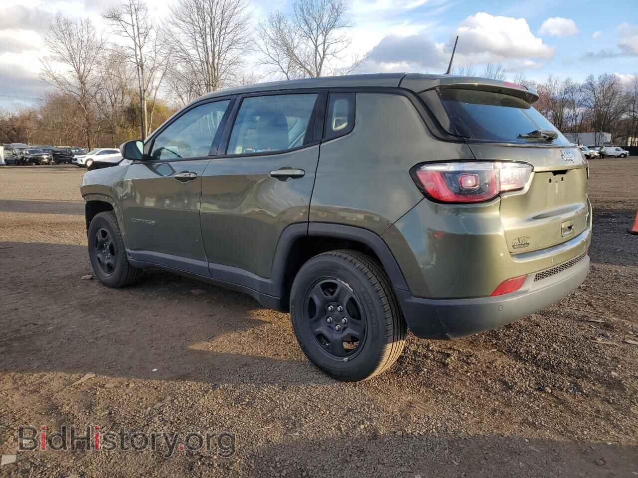 2018 JEEP COMPASS - VIN: 3C4NJCAB8JT409596 - Фото 2