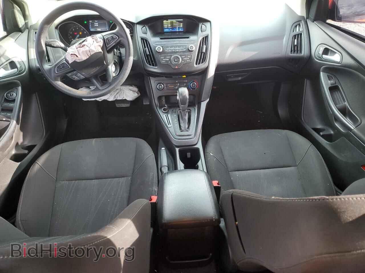 2017 FORD FOCUS - VIN: 1FADP3F2XHL225713 - Photo 8