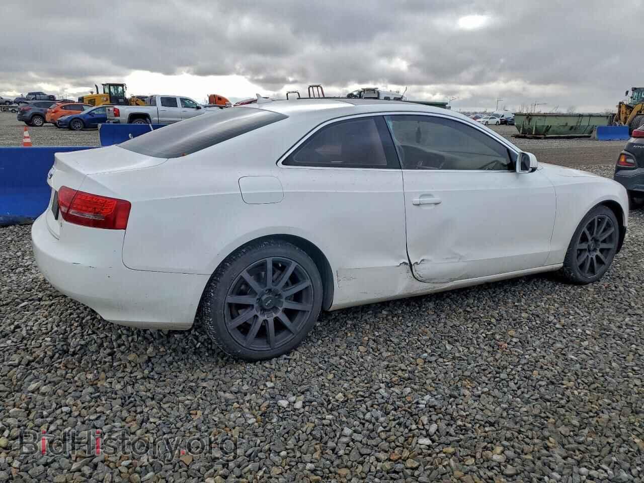 2011 AUDI A5 - VIN: WAURFAFR4BA024149 - Photo 3