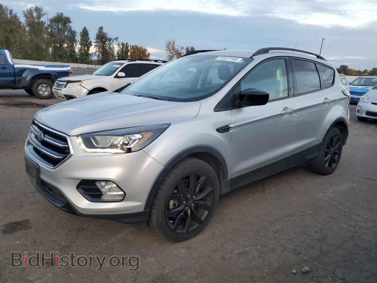 Photo 1FMCU9GD0JUC10103 - FORD ESCAPE 2018