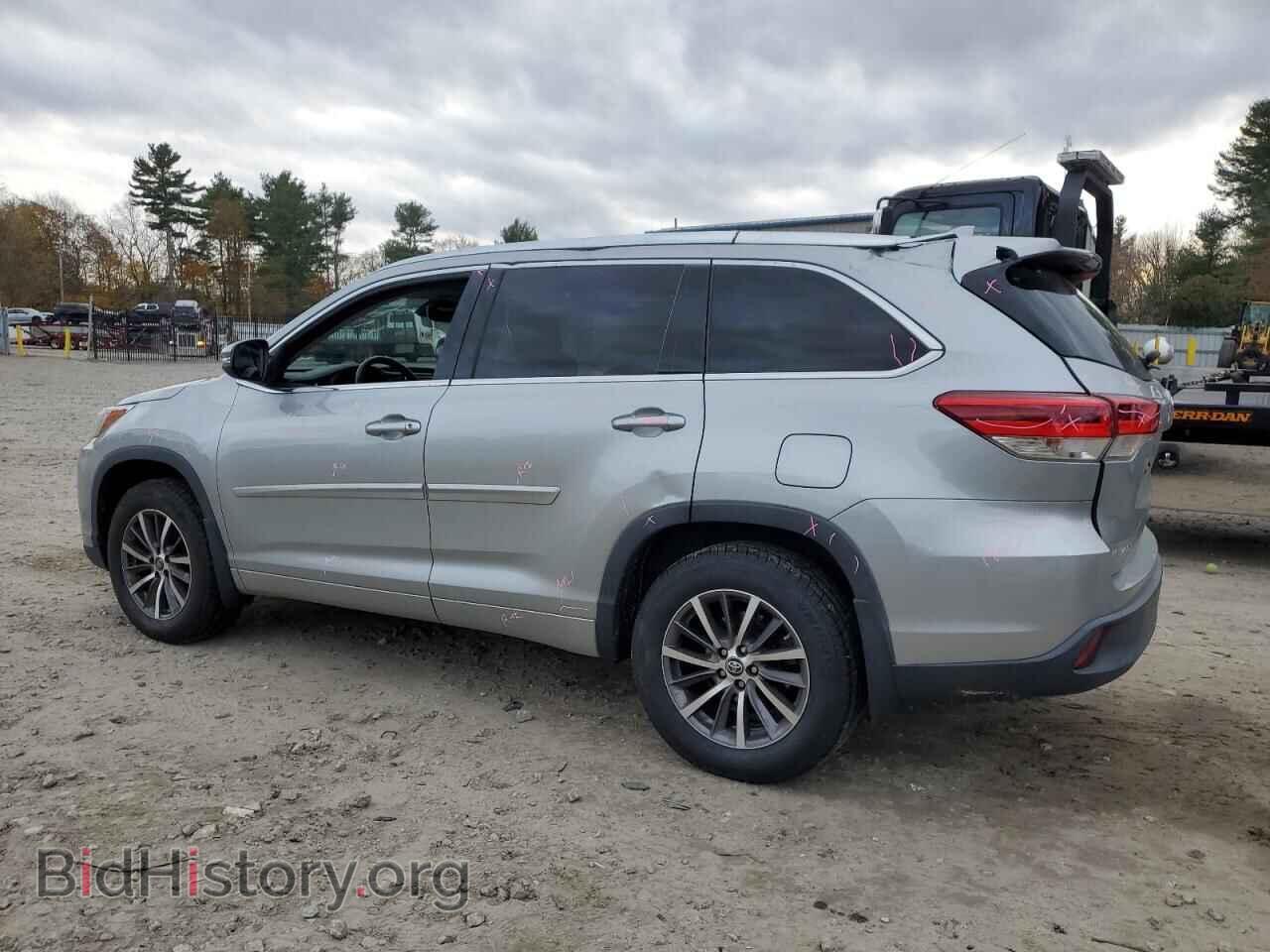 2017 TOYOTA HIGHLANDER - VIN: 5TDJZRFH0HS468024 - Фото 2