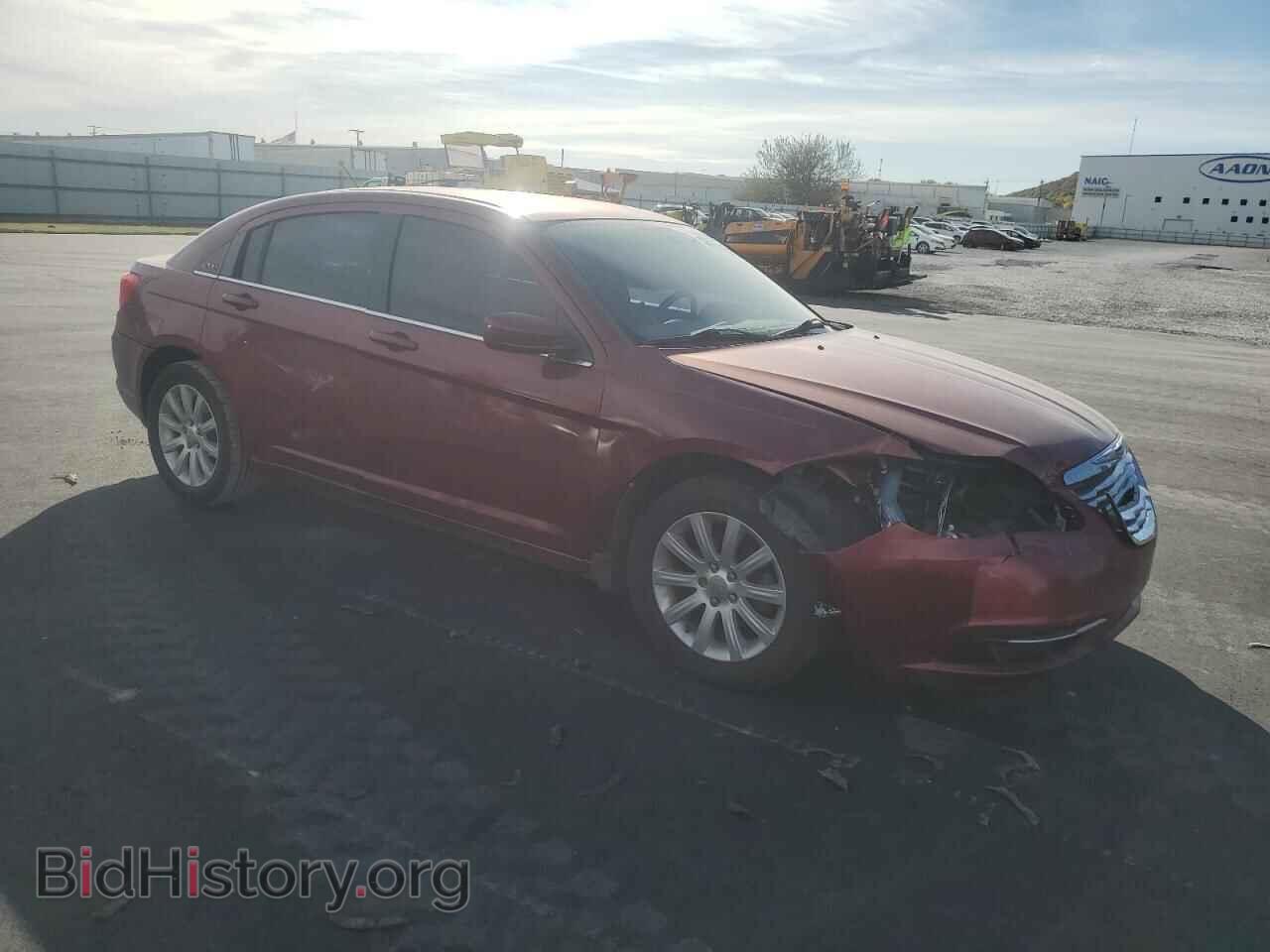 2013 CHRYSLER 200 - VIN: 1C3CCBBB8DN688888 - Фото 4