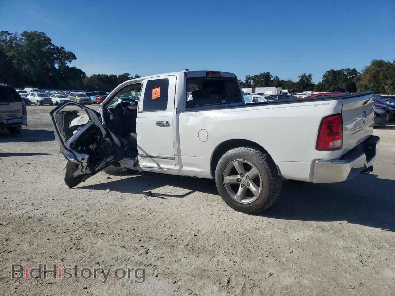 2015 RAM 1500 - VIN: 1C6RR6FT2FS650549 - Photo 2