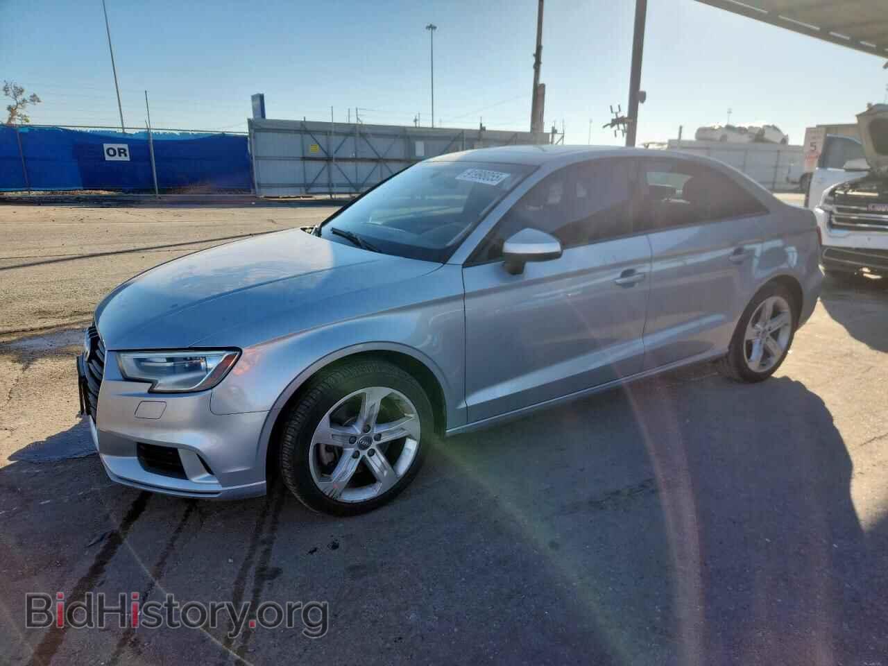 Photo WAUAUGFF2H1053475 - AUDI A3 2017
