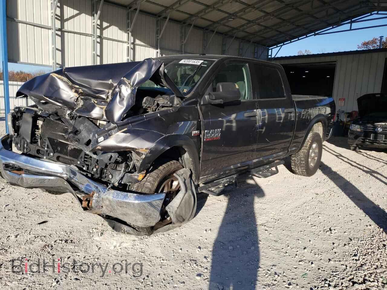 Photo 3C6UR5CJ9HG702437 - RAM All Models 2017