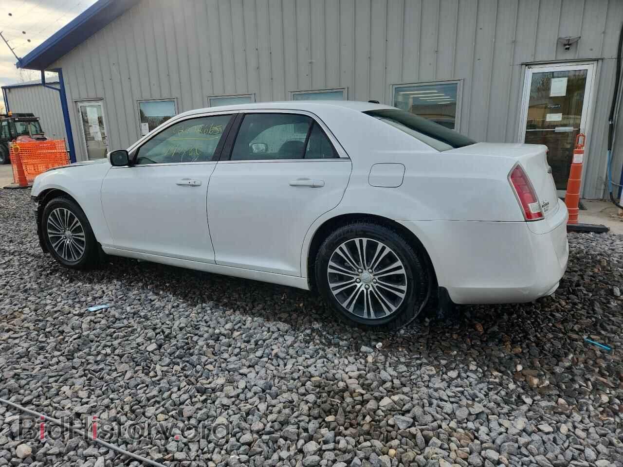 2013 CHRYSLER 300 - VIN: 2C3CCAGG4DH728455 - Photo 2