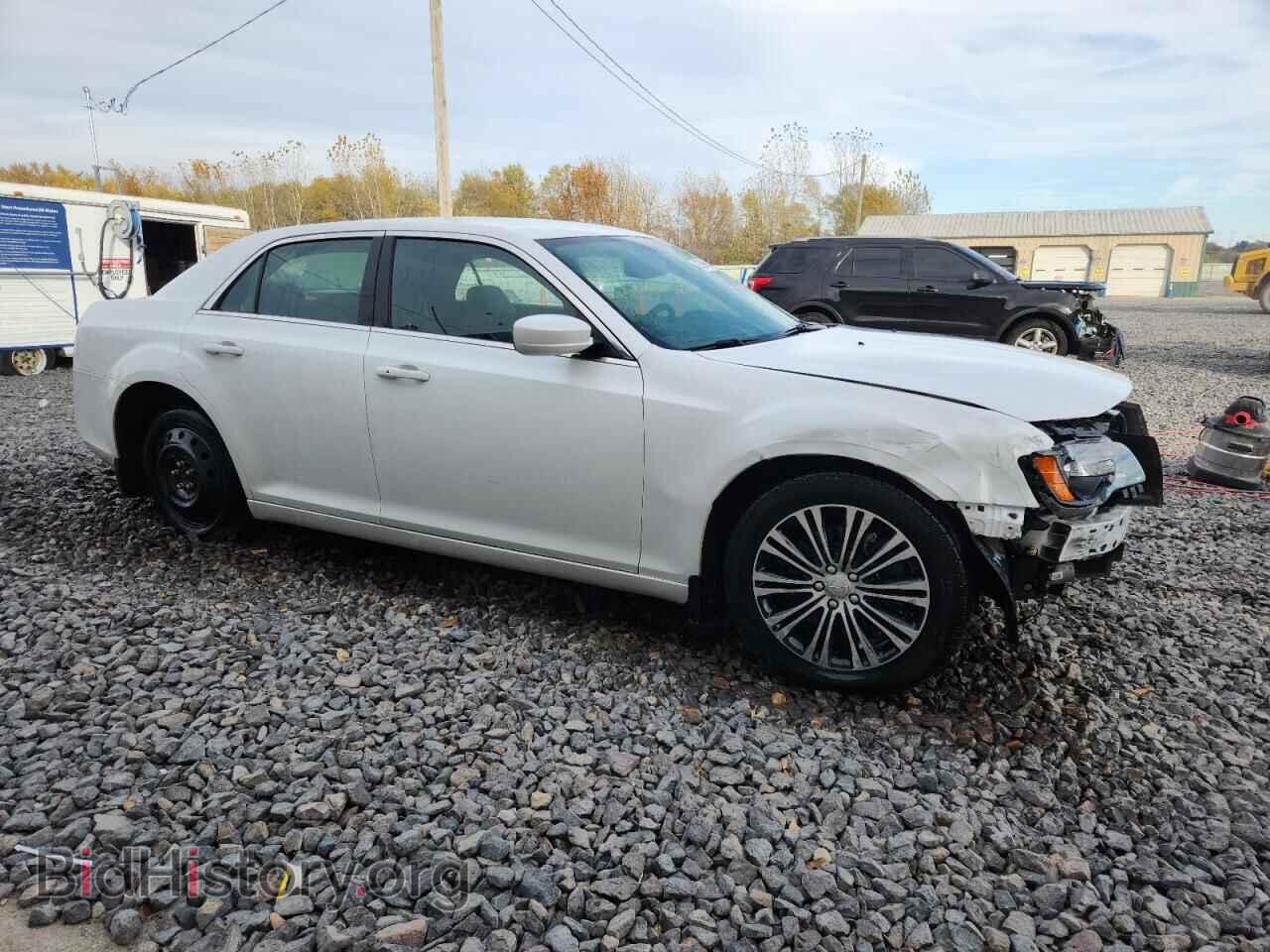 2013 CHRYSLER 300 - VIN: 2C3CCAGG4DH728455 - Photo 4