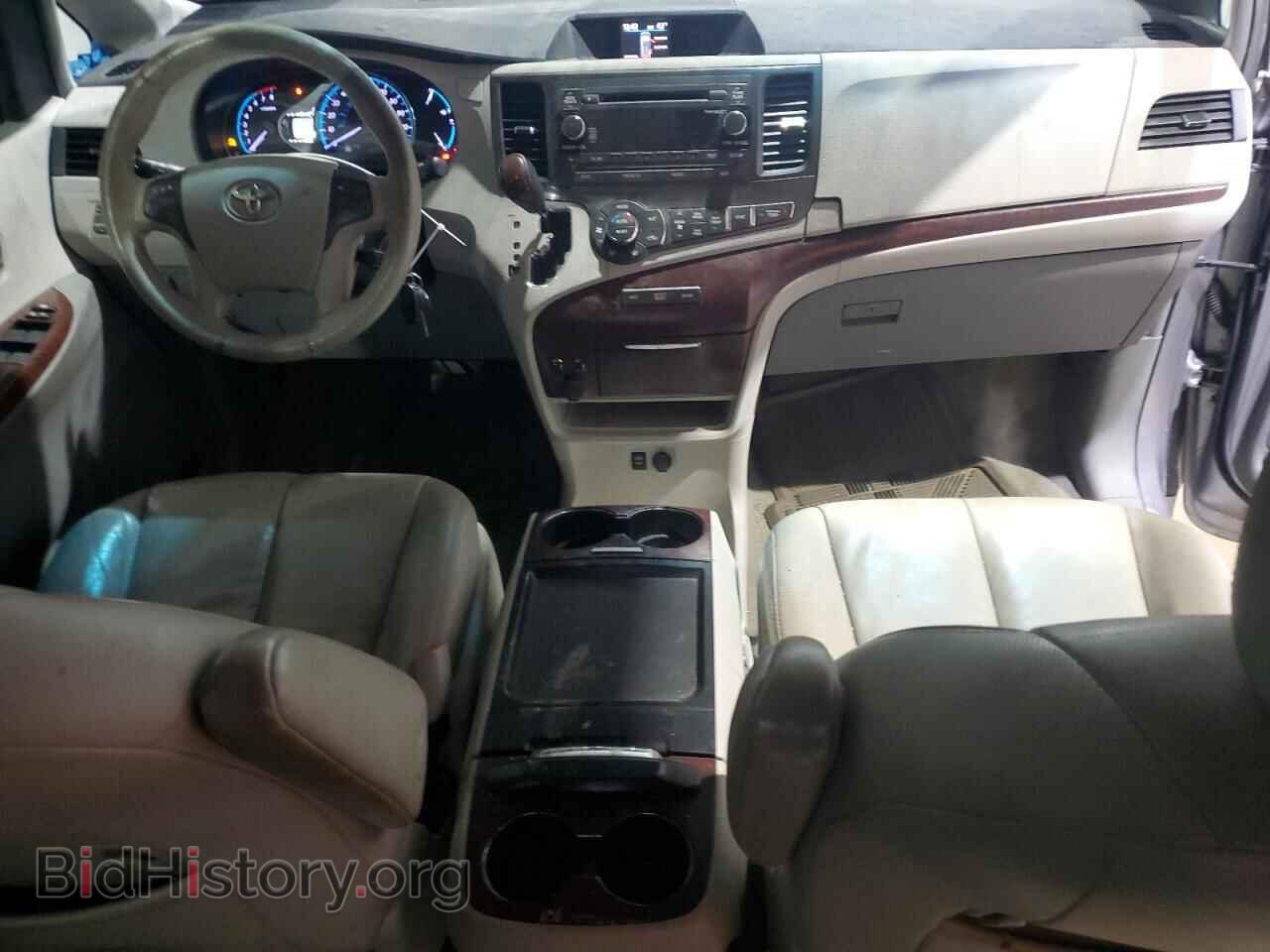 2011 TOYOTA All Models - VIN: 5TDDK3DC6BS028760 - Фото 8