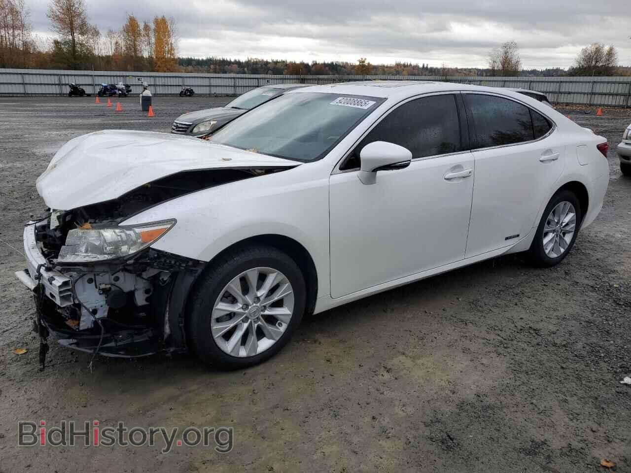 Фотография JTHBW1GG4E2061250 - LEXUS ES300 2014
