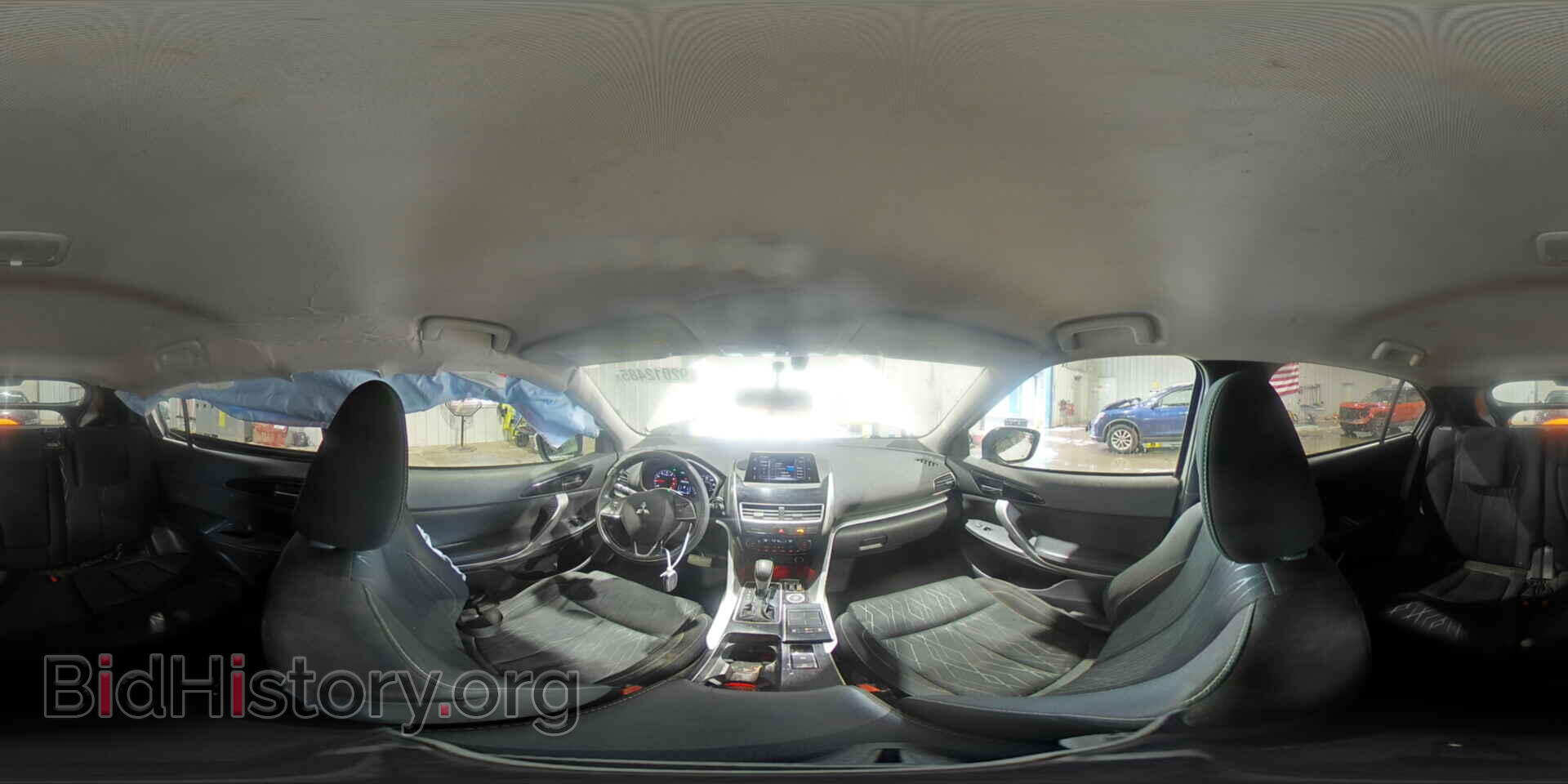 2018 MITSUBISHI ECLIPSE - VIN: JA4AT5AA2JZ067111 - Photo 16