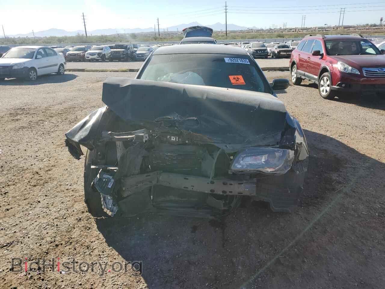 2019 CHRYSLER 300 - VIN: 2C3CCAAG9KH590045 - Фото 5