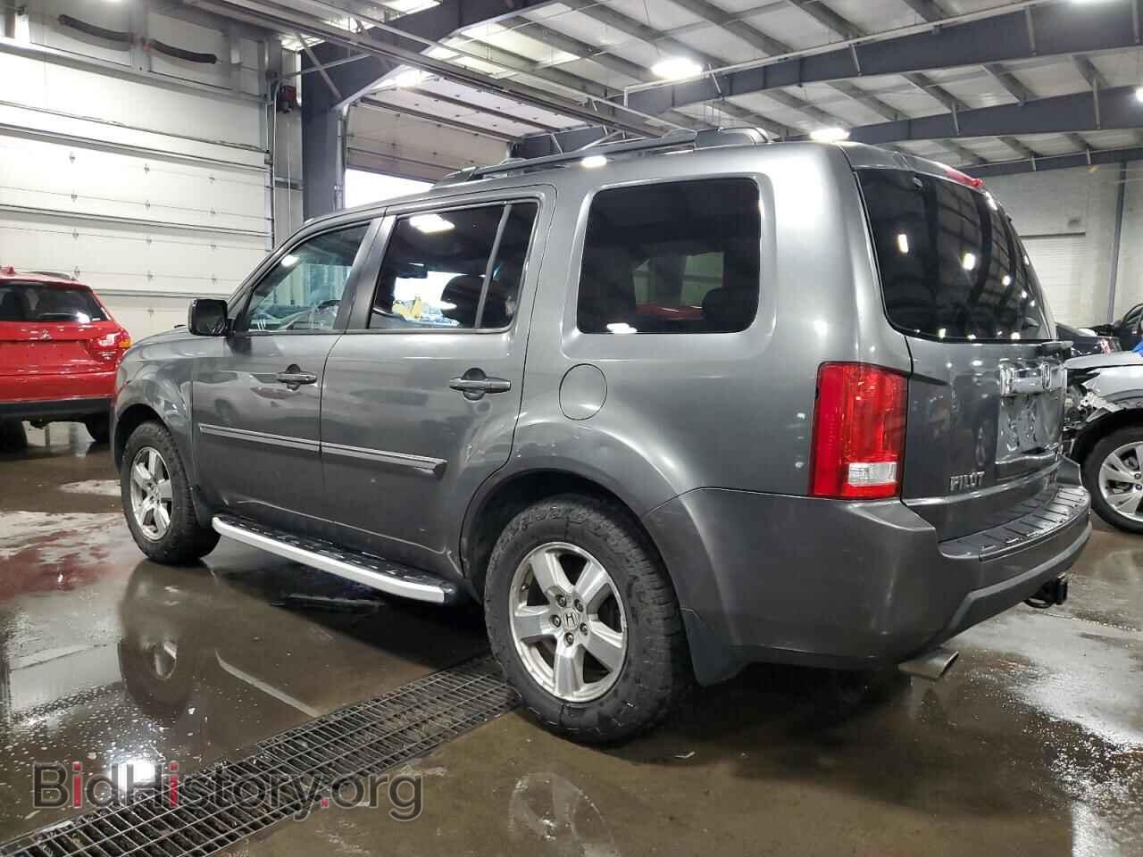2011 HONDA PILOT - VIN: 5FNYF4H75BB051704 - Фото 2
