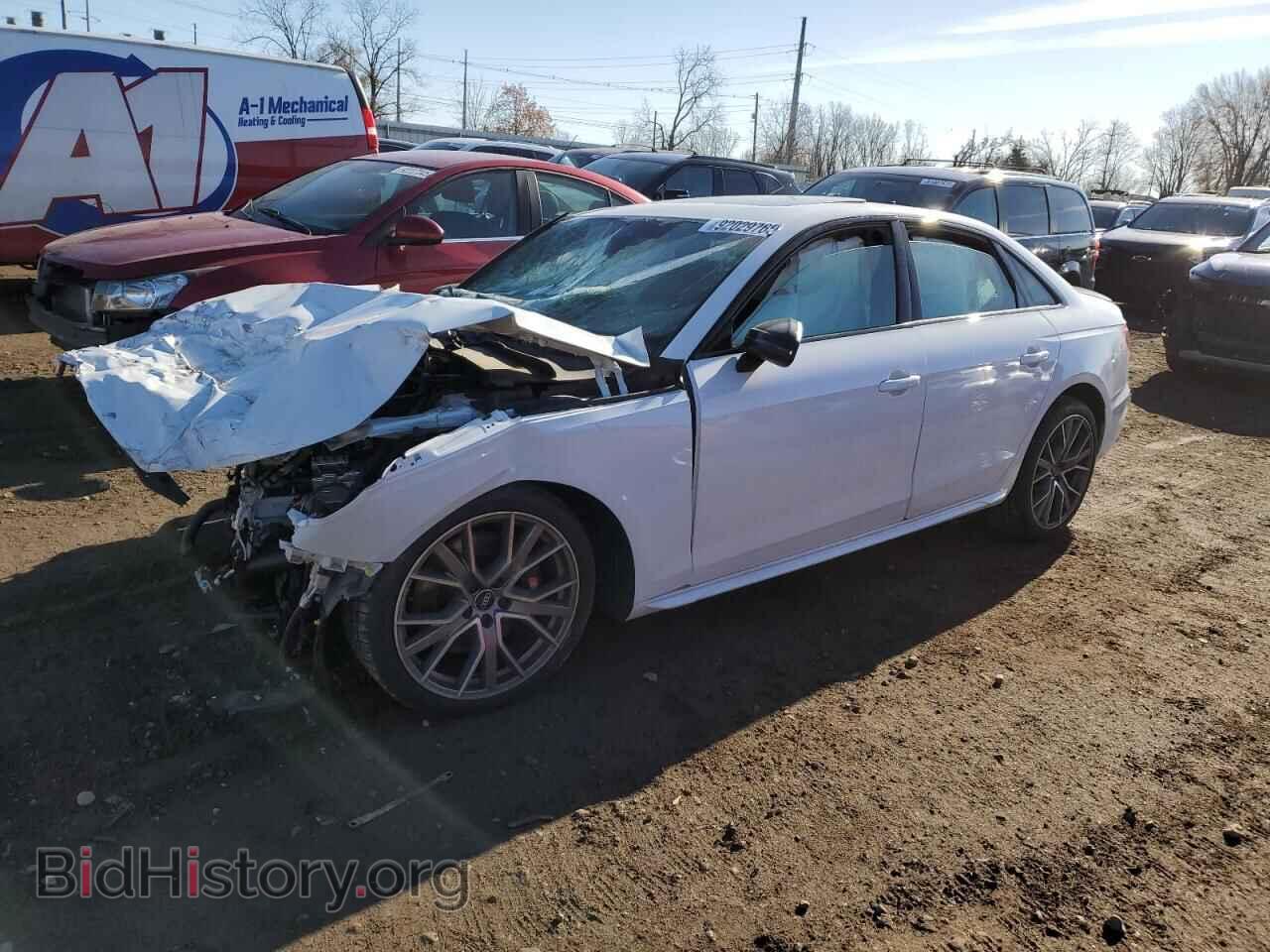 Фотография WAUC4AF45NA047122 - AUDI S4/RS4 2022