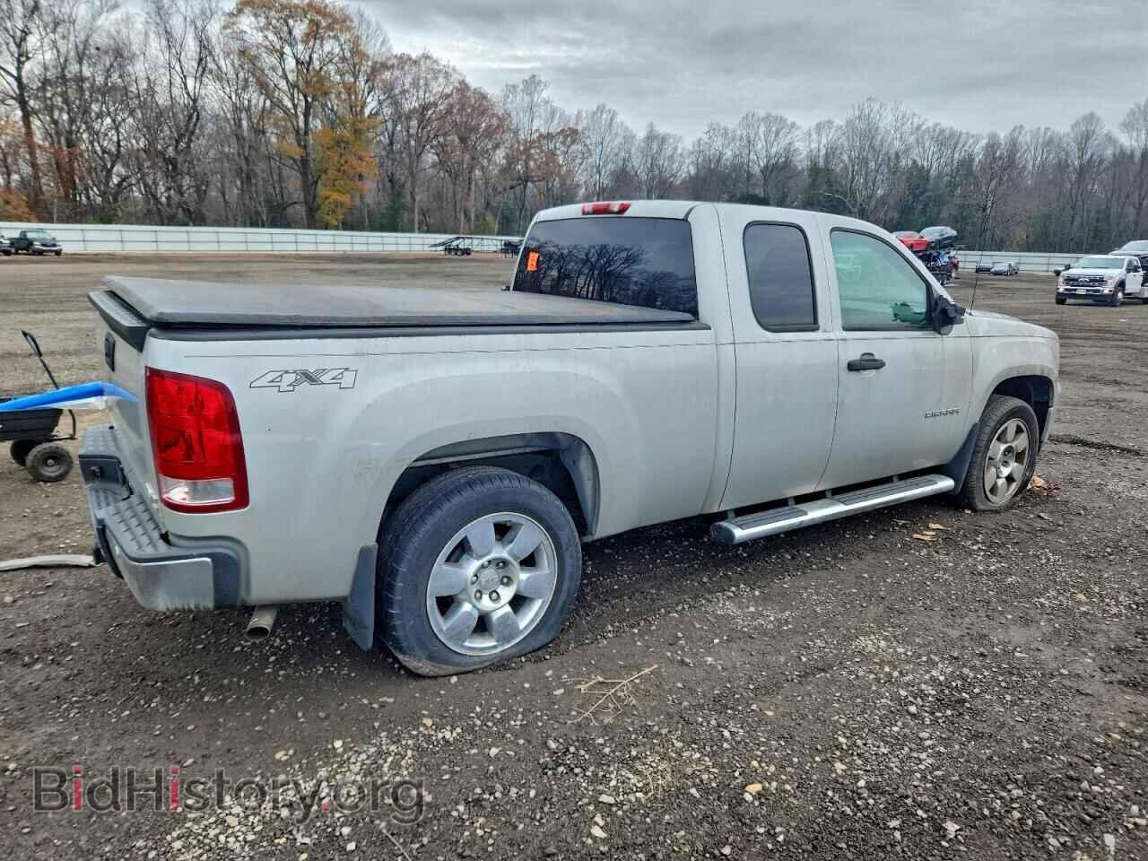 2011 GMC SIERRA - VIN: 1GTR2VE39BZ415821 - Фото 3