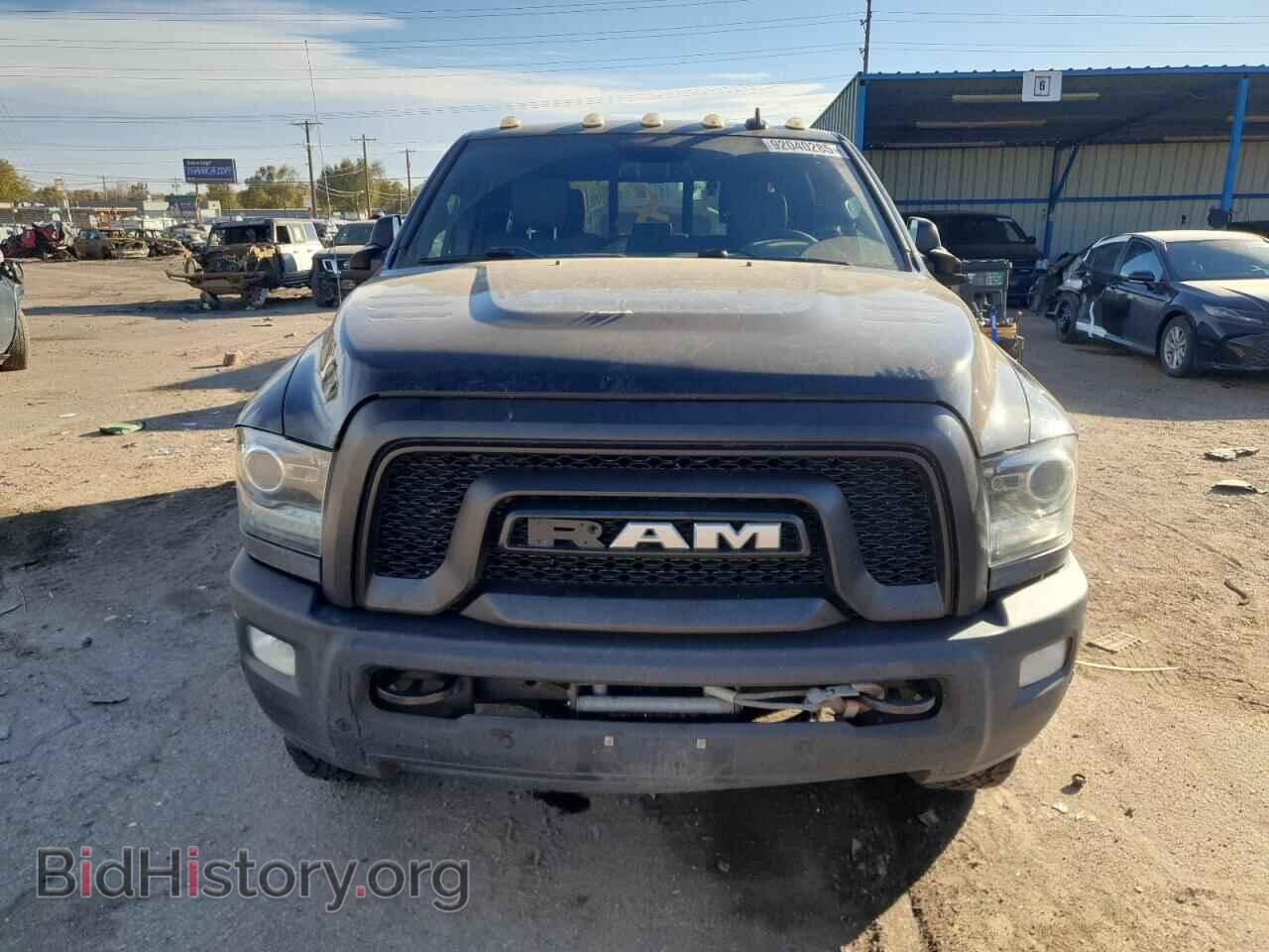 2017 RAM 2500 - VIN: 3C6TR5EJ1HG772443 - Photo 5