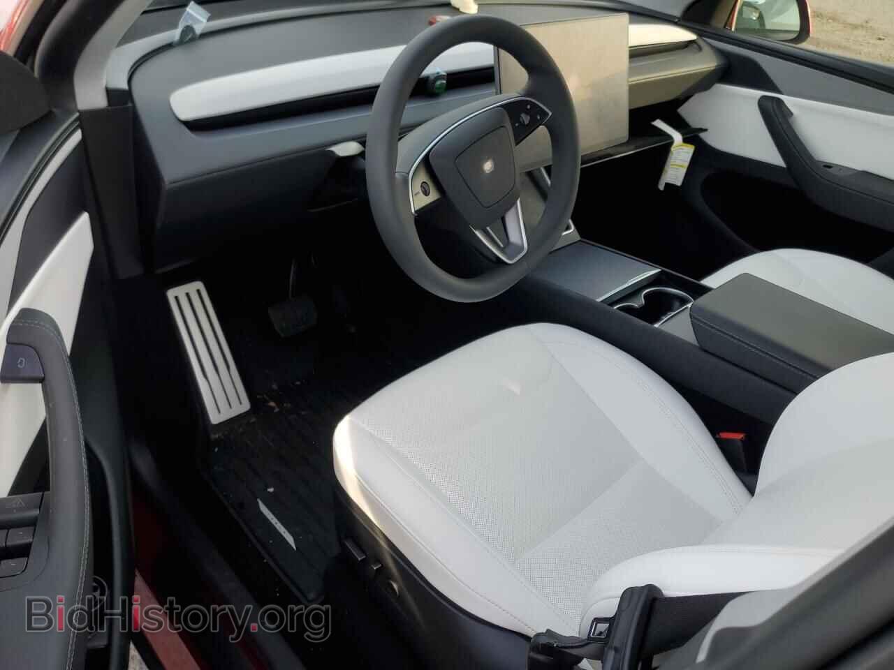 2026 TESLA MODEL Y - VIN: 7SAYGDEE5TF363591 - Фото 8