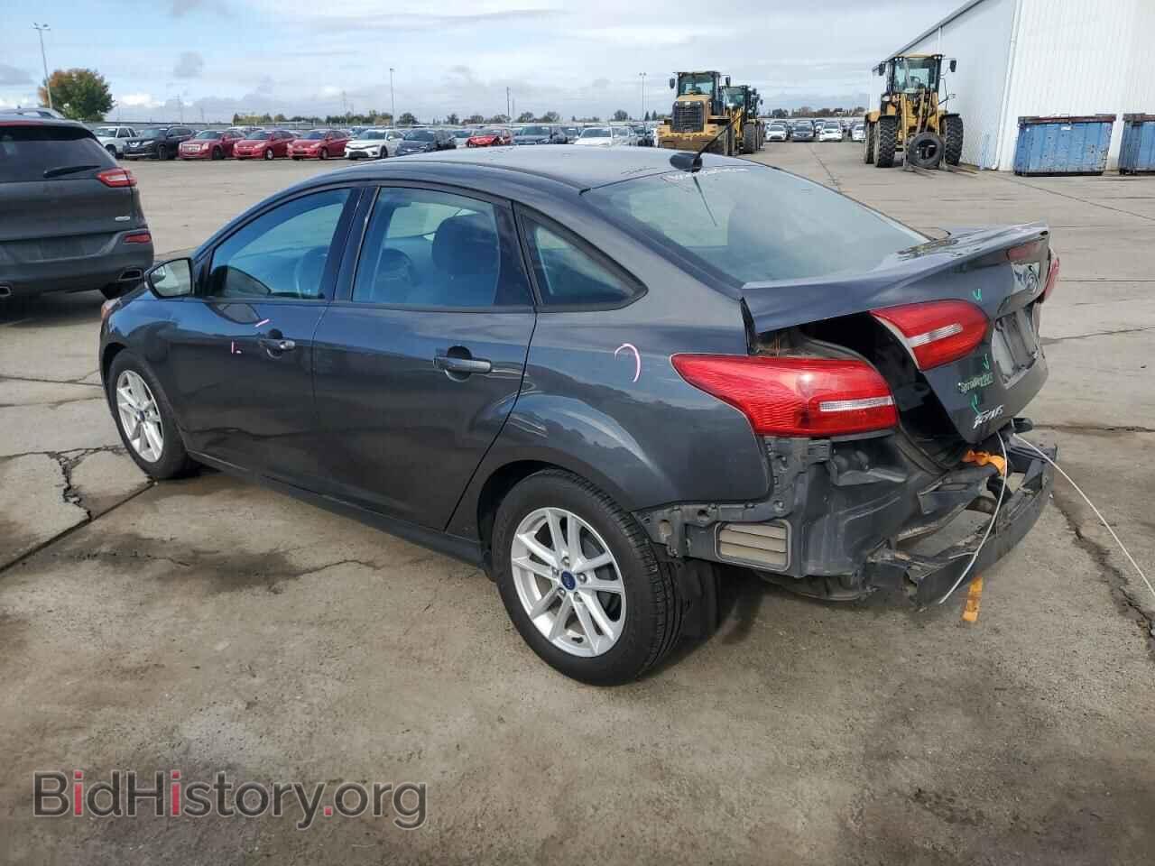 2017 FORD FOCUS - VIN: 1FADP3F29HL343137 - Фото 2