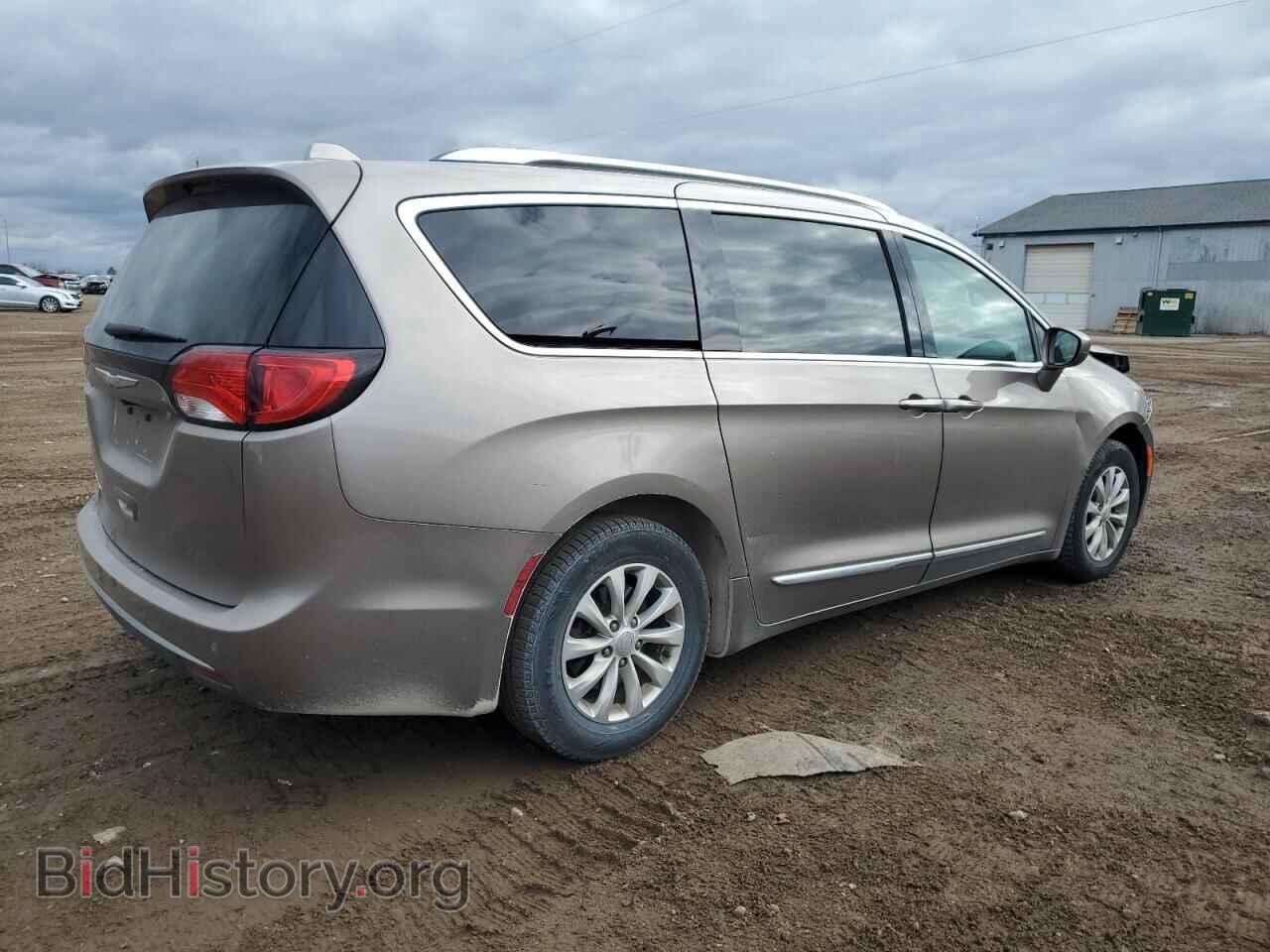 2018 CHRYSLER PACIFICA - VIN: 2C4RC1BGXJR114304 - Фото 3