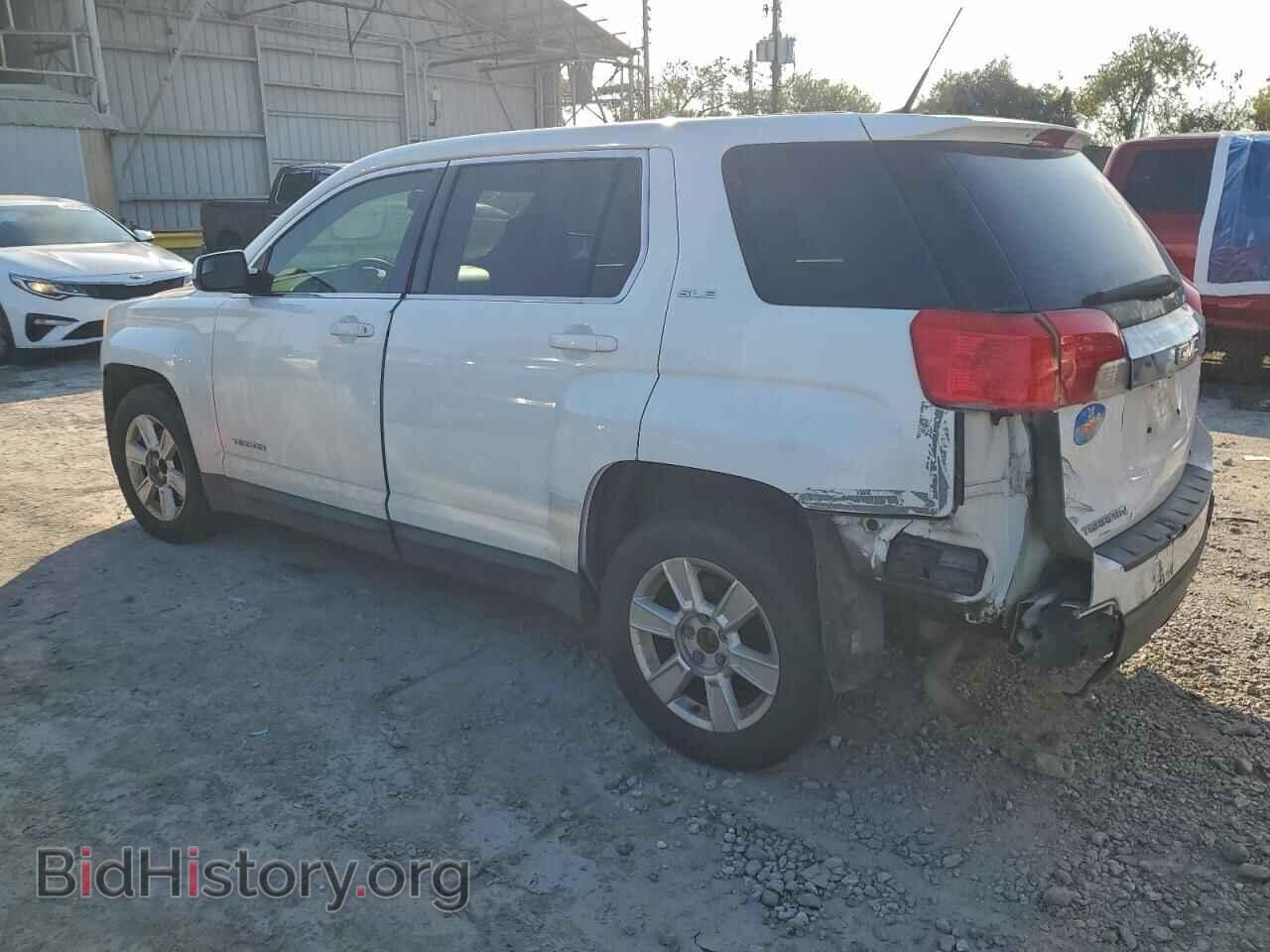 2011 GMC TERRAIN - VIN: 2CTFLREC5B6460049 - Photo 2