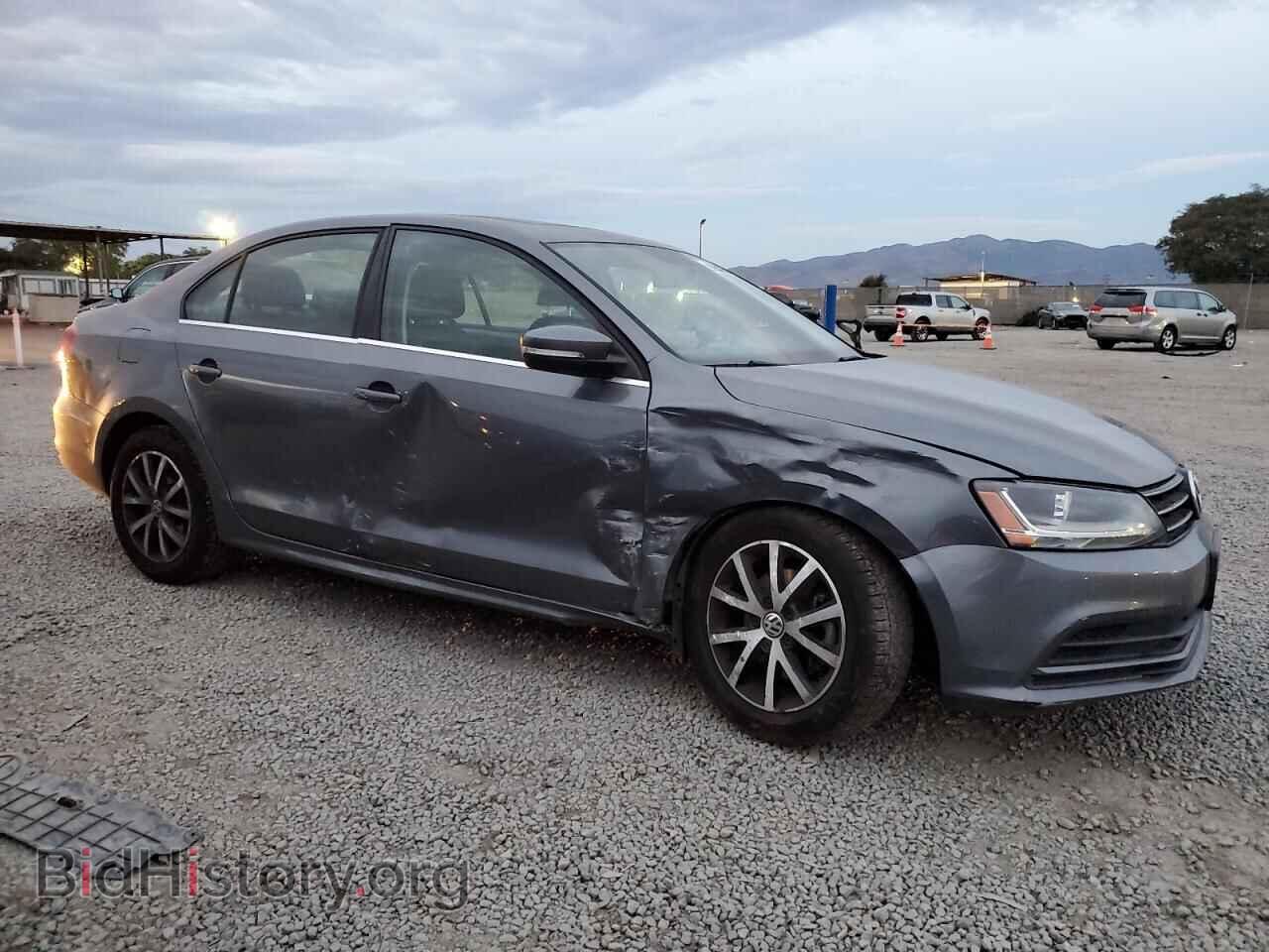 2017 VOLKSWAGEN JETTA - VIN: 3VWDB7AJ2HM346441 - Фото 4