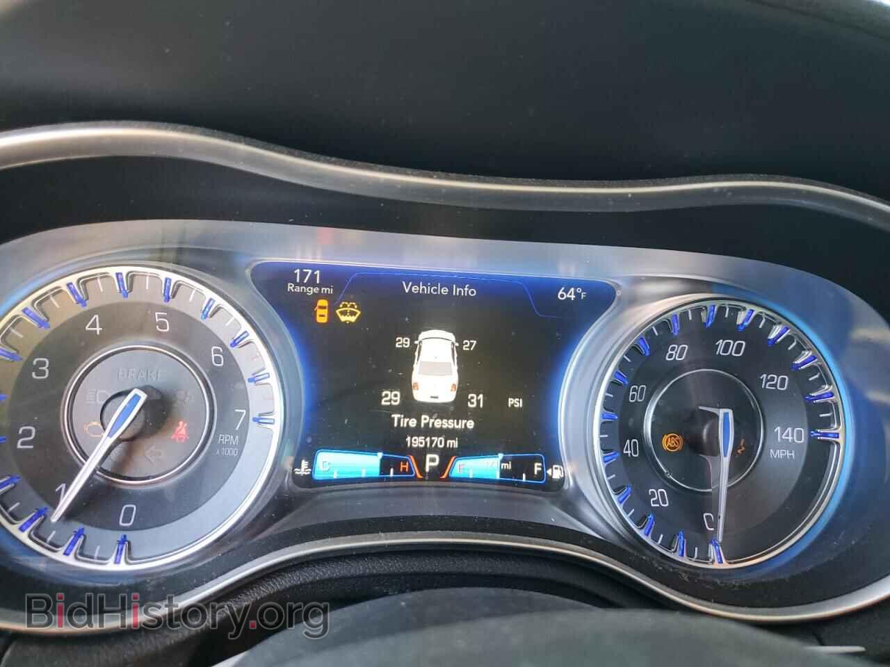 2015 CHRYSLER 300 - VIN: 2C3CCAEGXFH881749 - Фото 9