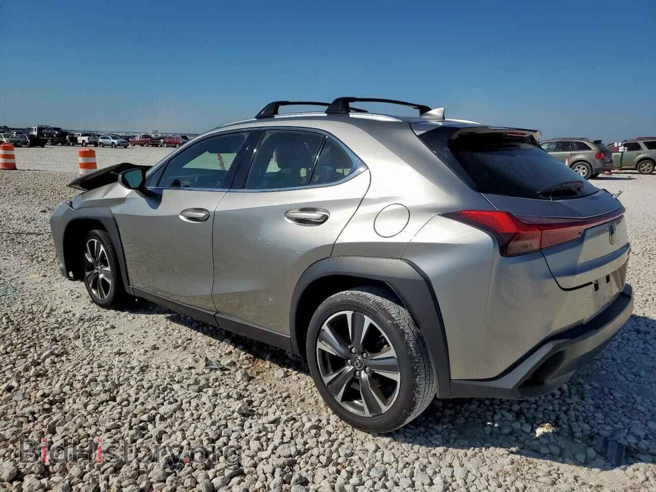 2019 LEXUS UX 200 - VIN: JTHY3JBH5K2005543 - Photo 2