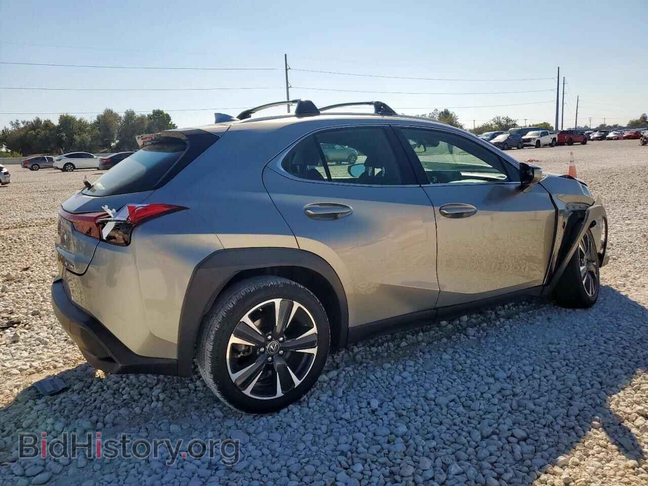 2019 LEXUS UX 200 - VIN: JTHY3JBH5K2005543 - Photo 3