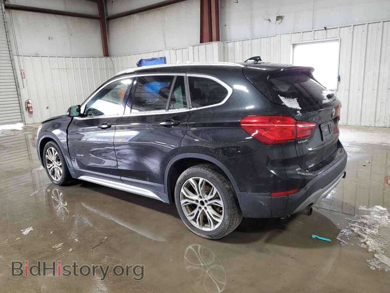 2017 BMW X1 - VIN: WBXHT3Z32H4A58310 - Фото 2