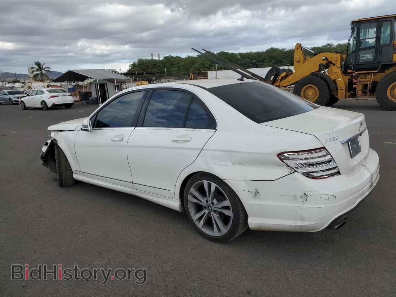 2014 MERCEDES-BENZ C-CLASS - VIN: WDDGF4HBXEA914869 - Фото 2