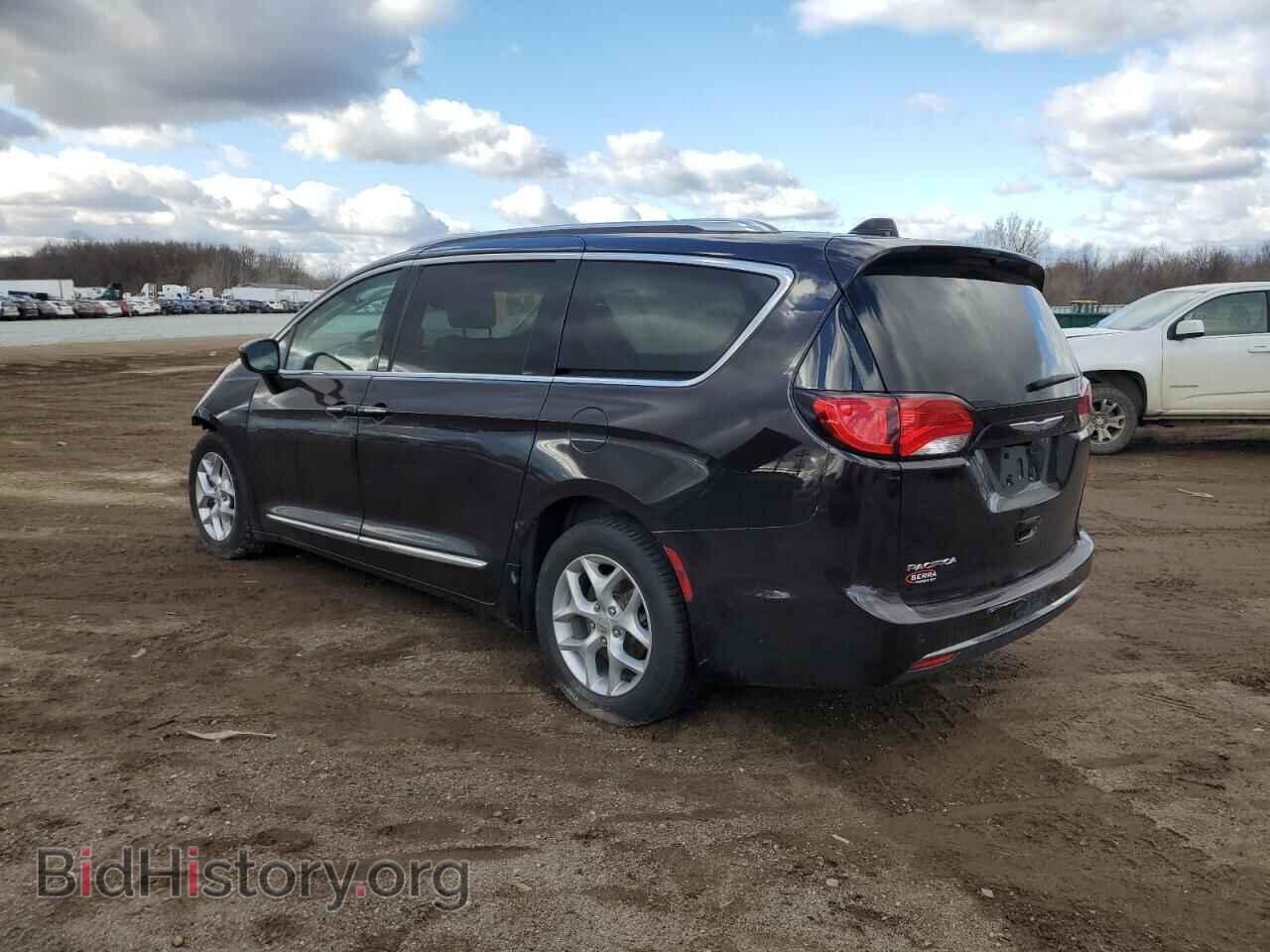 2018 CHRYSLER PACIFICA - VIN: 2C4RC1EGXJR315843 - Фото 2