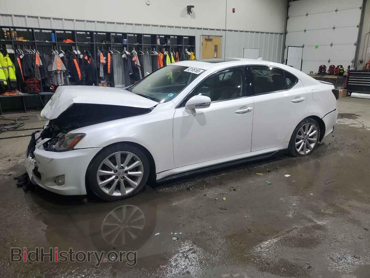 Photo JTHCF5C25A5038039 - LEXUS IS 2010