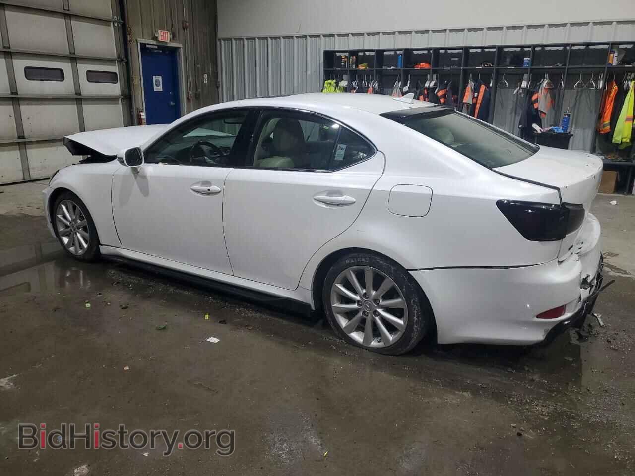 2010 LEXUS IS - VIN: JTHCF5C25A5038039 - Photo 2