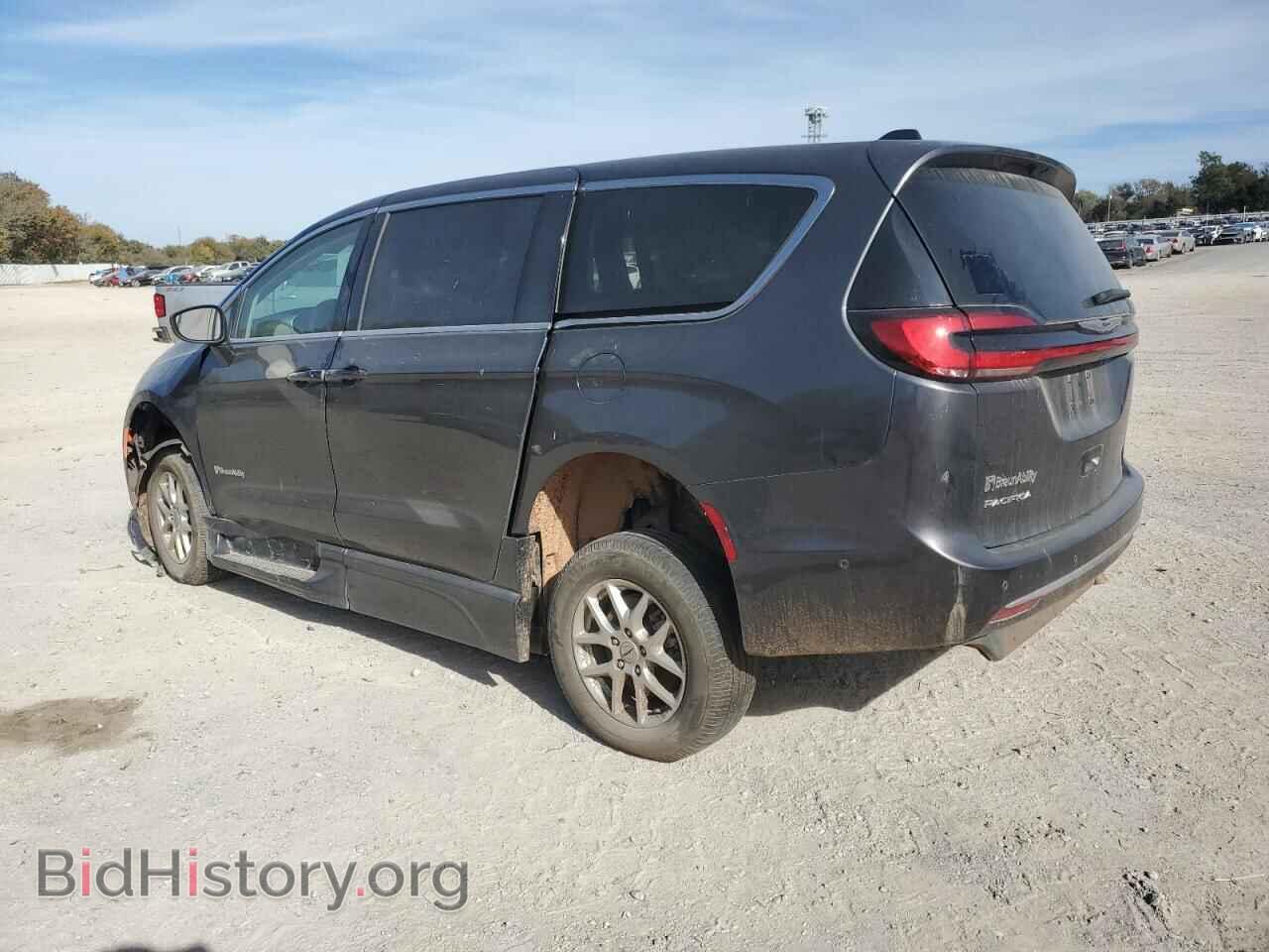 2023 CHRYSLER PACIFICA - VIN: 2C4RC1BG2PR568586 - Фото 2