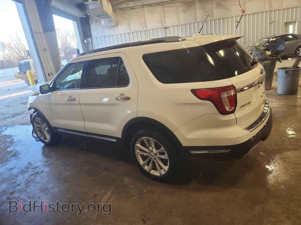 2018 FORD EXPLORER - VIN: 1FM5K8F8XJGB98229 - Photo 2