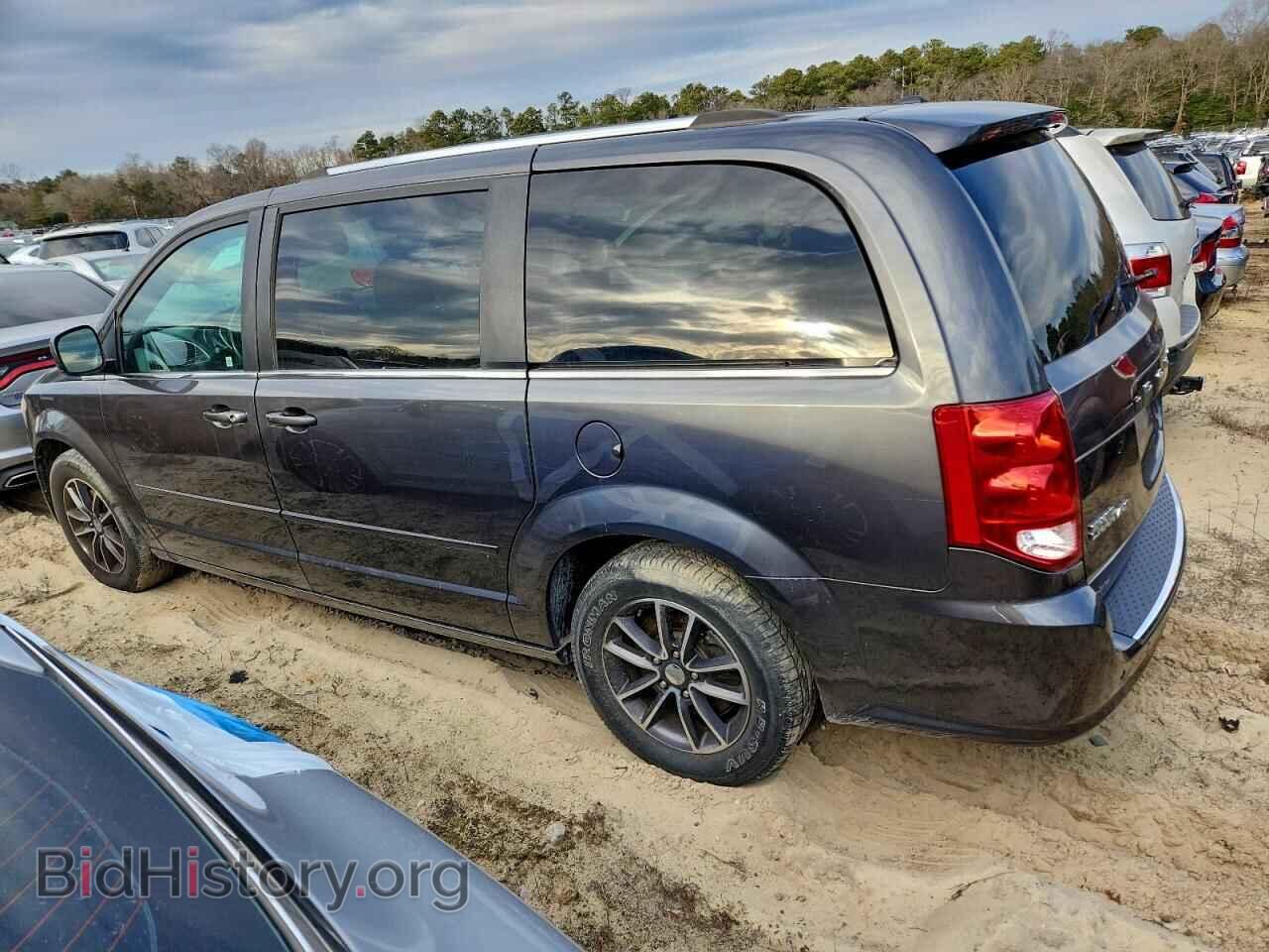 2017 DODGE CARAVAN - VIN: 2C4RDGCG4HR713689 - Фото 2