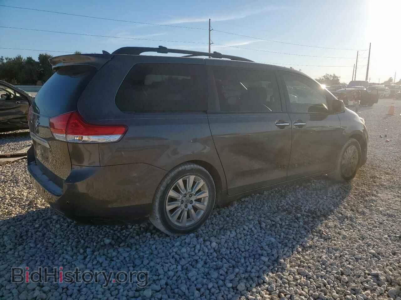 2011 TOYOTA All Models - VIN: 5TDYK3DC0BS166067 - Фото 3