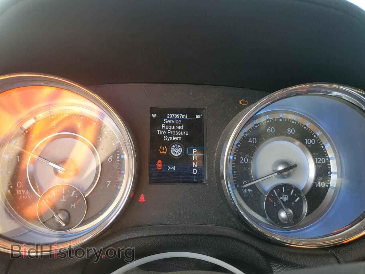 2014 CHRYSLER 300 - VIN: 2C3CCAAG8EH358122 - Фото 9