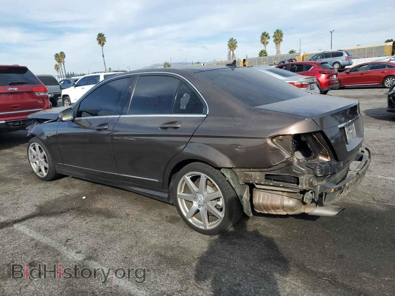 2013 MERCEDES-BENZ C-CLASS - VIN: WDDGF4HB2DR272017 - Фото 2