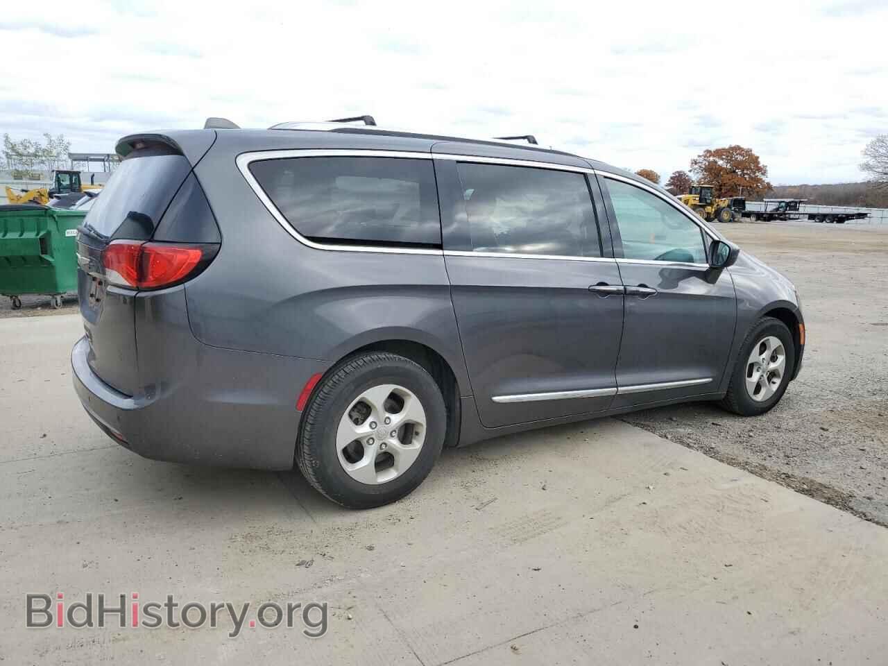 2017 CHRYSLER PACIFICA - VIN: 2C4RC1EG3HR704463 - Фото 3